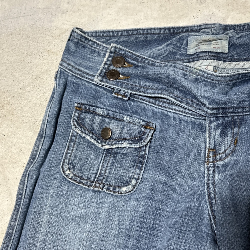 Vintage Abercrombie & Fitch Jeans Women's Y2K 29x32 Blue Medium Wash Flare - Picture 4 of 12